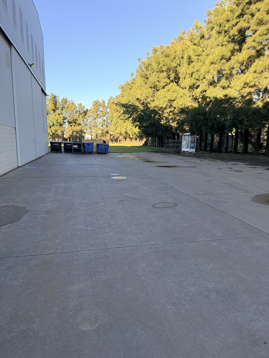 Área Industrial Correa - Nave Industrial con oficinas 2700 m2 - 26