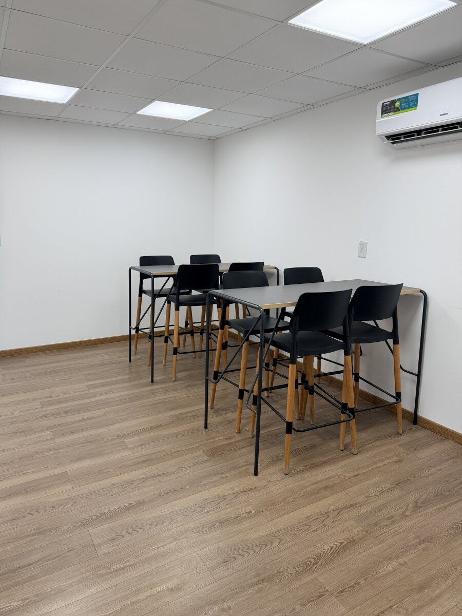 Área Industrial Correa - Nave Industrial con oficinas 2700 m2 - 9