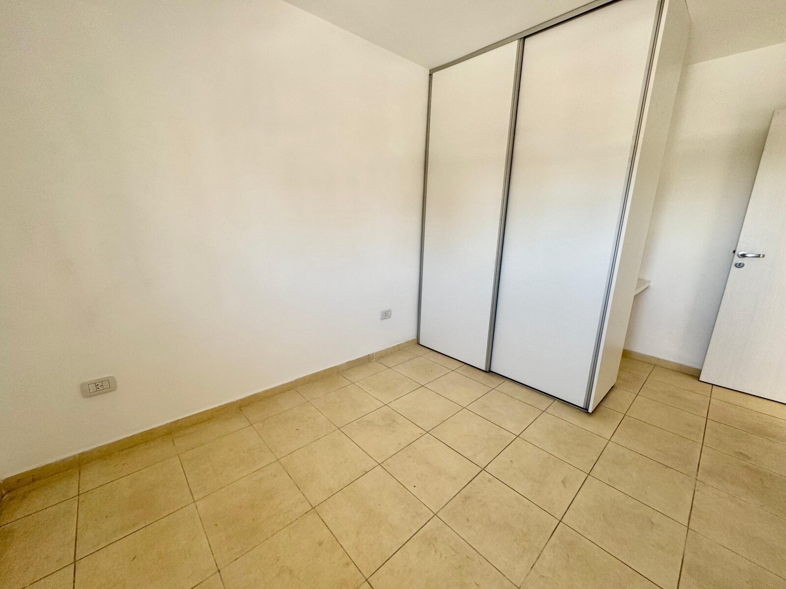 Departamento dos dormitorios - Marcos Paz 3493 - 10