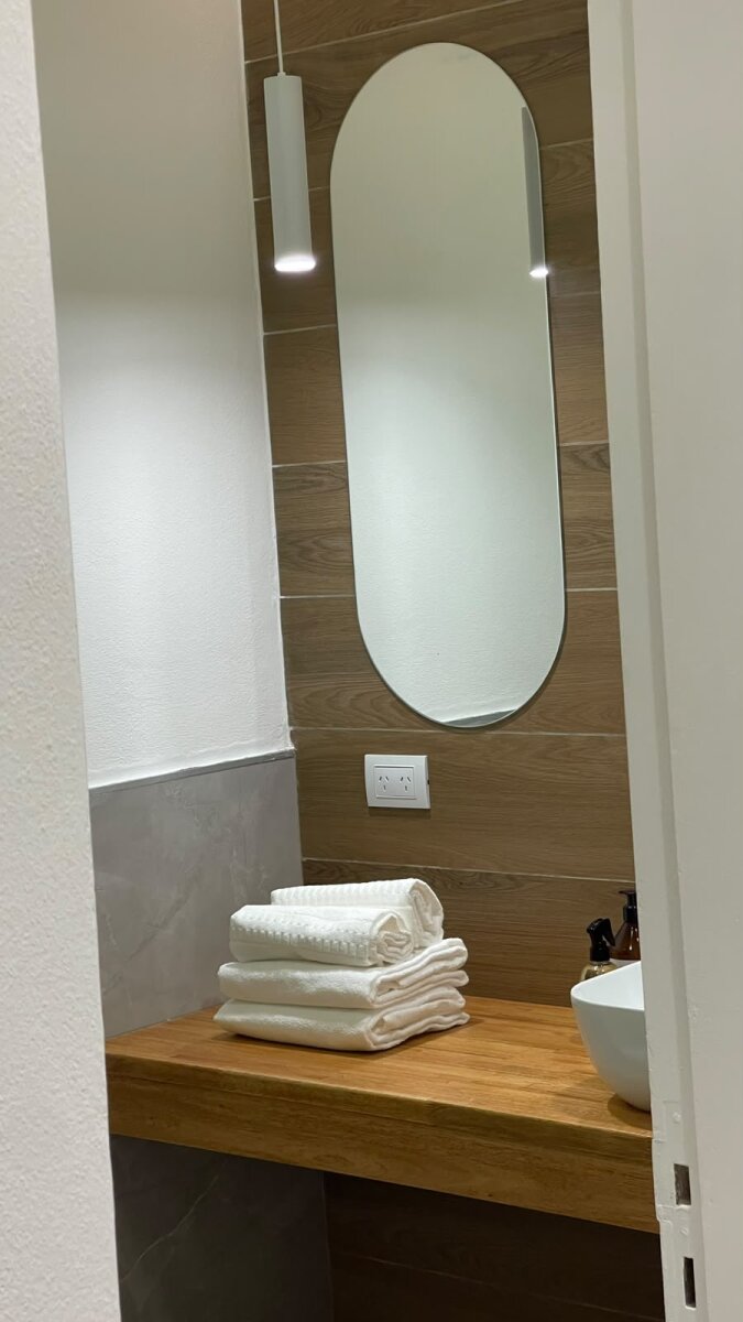 Departamento 2 Dormitorios Apto Crédito | Patio con Asador | Cochera | Centro de Córdoba | Reciclado a Nuevo - 15