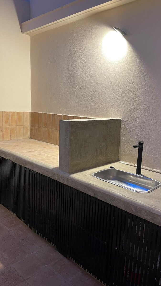 Departamento 2 Dormitorios Apto Crédito | Patio con Asador | Cochera | Centro de Córdoba | Reciclado a Nuevo - 18