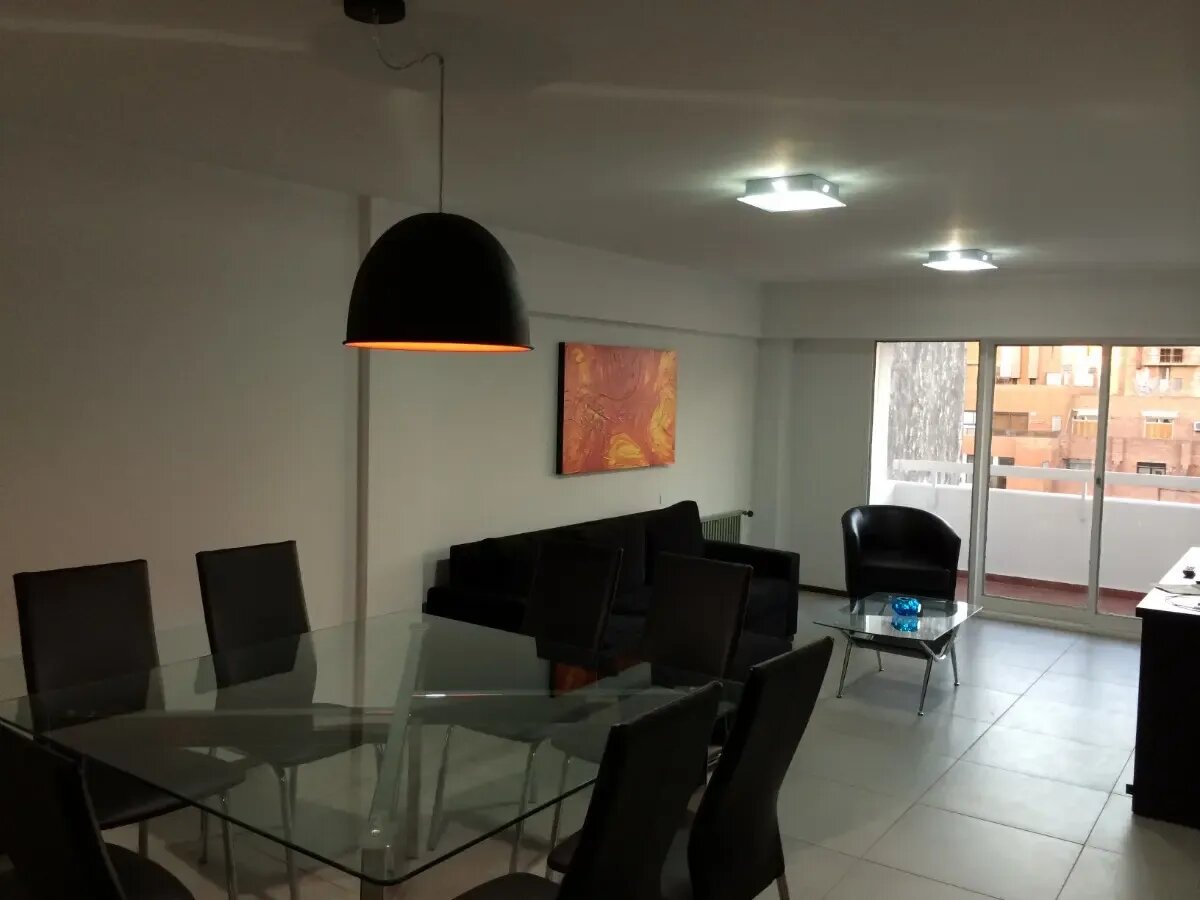 Departamento 3 Dormitorios con Cochera y Baulera | Nueva Córdoba | Semipiso de 100 m² - 2