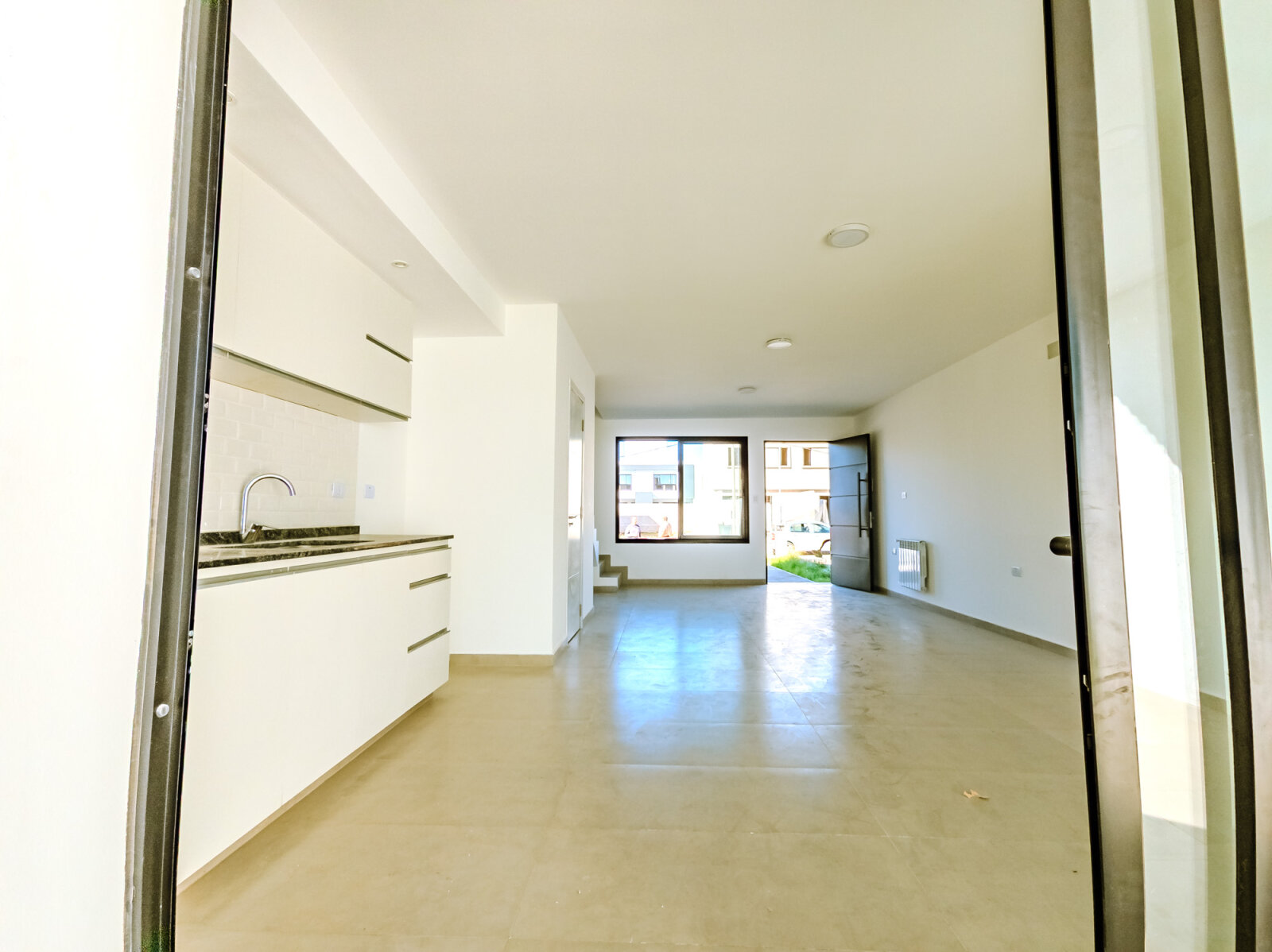 Duplex A Estrenar de 2 dormitorios con cochera y galería con asador. Mza 41 Lote 20. Docta Boulevard — foto 13