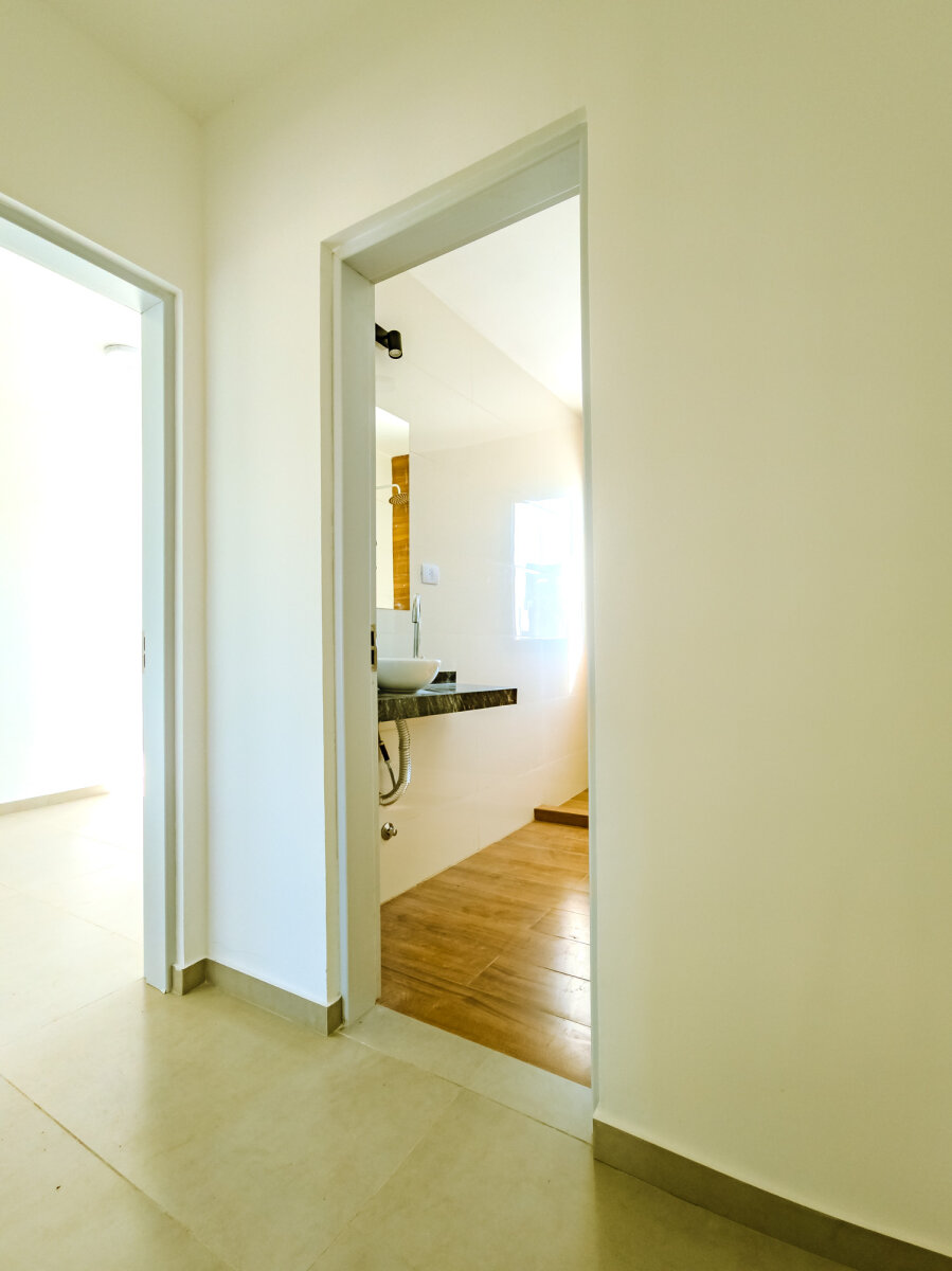 Duplex A Estrenar de 2 dormitorios con cochera y galería con asador. Mza 41 Lote 20. Docta Boulevard — foto 15