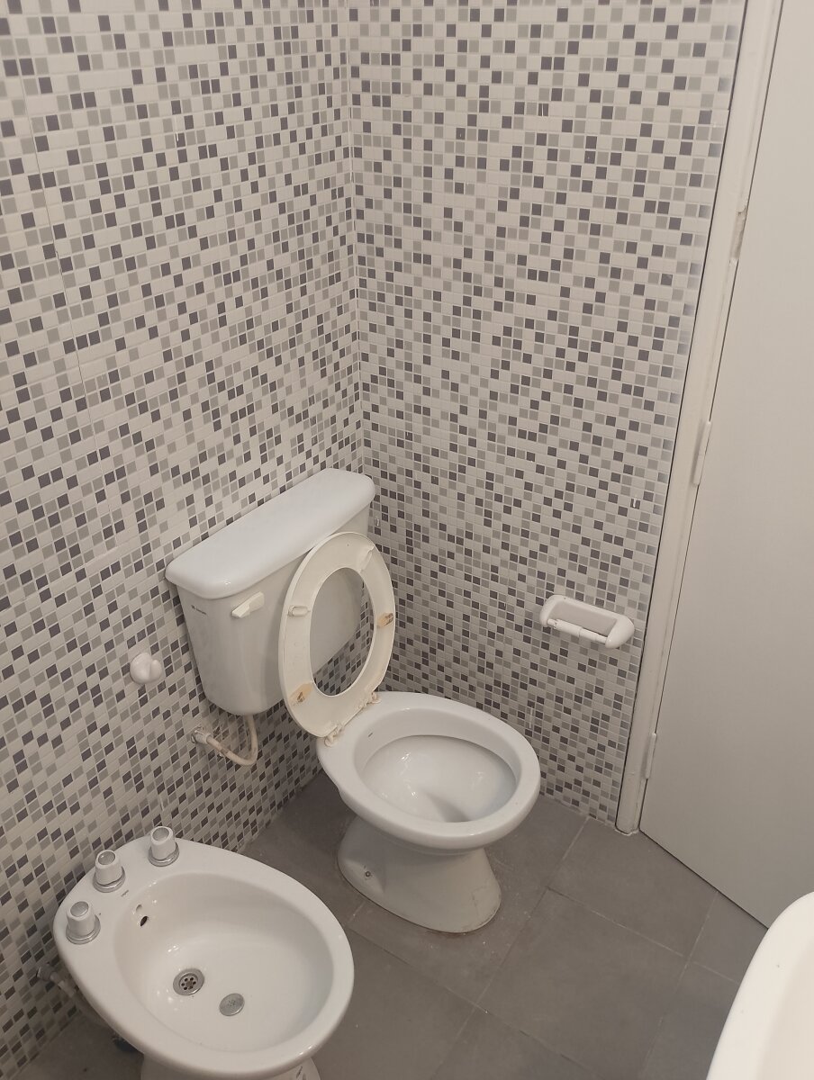 COLINAS DE V. SARSFIELD - RECICLADA-3 DOR -PATIO Y GGE - Imagen 12