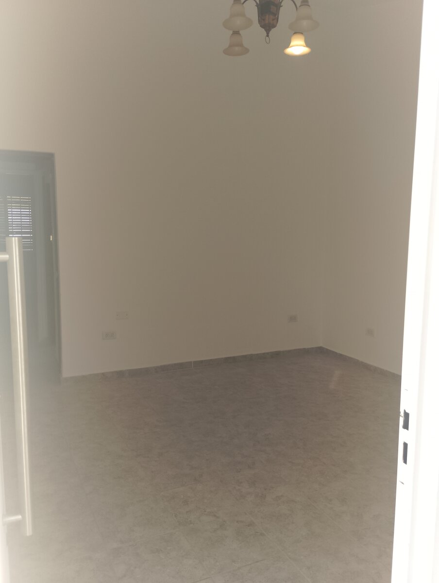 COLINAS DE V. SARSFIELD - RECICLADA-3 DOR -PATIO Y GGE - Imagen 3