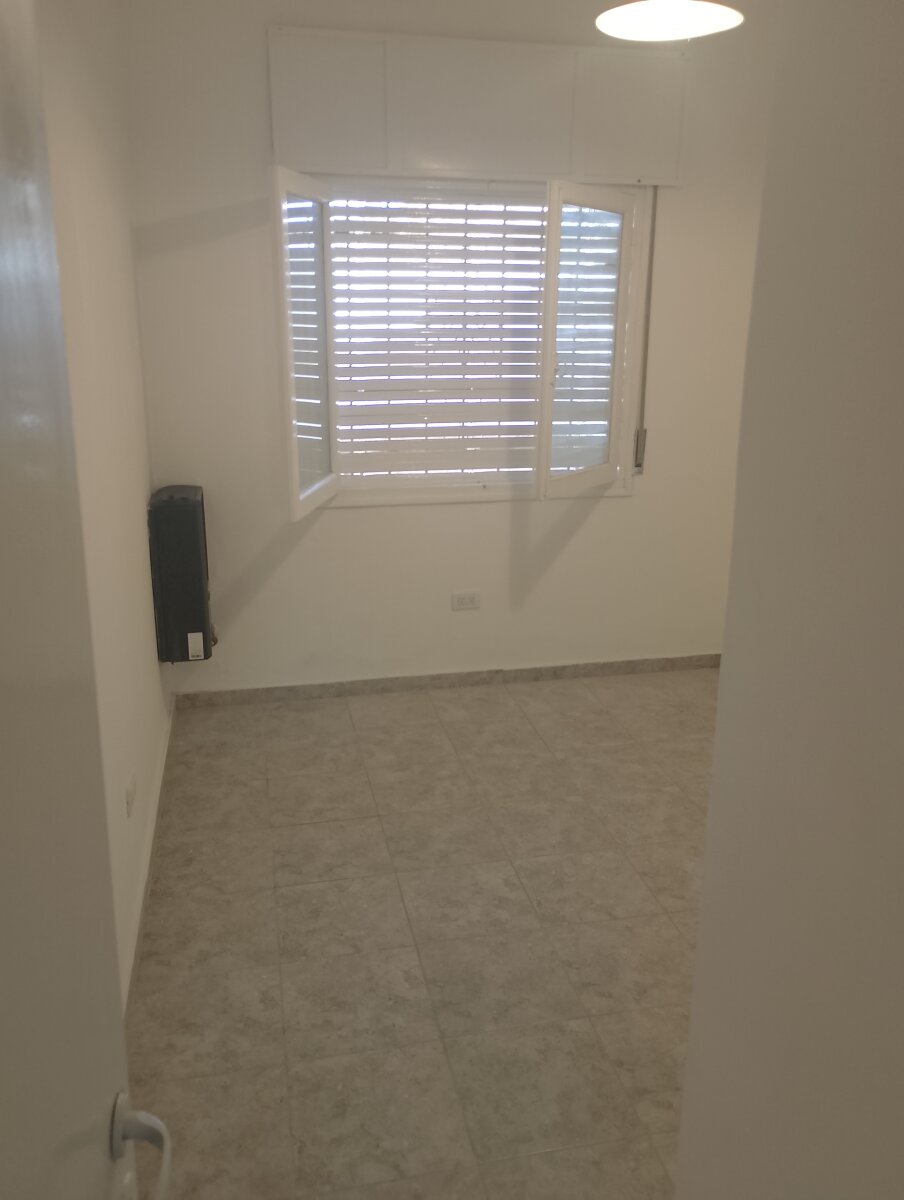 COLINAS DE V. SARSFIELD - RECICLADA-3 DOR -PATIO Y GGE - Imagen 8