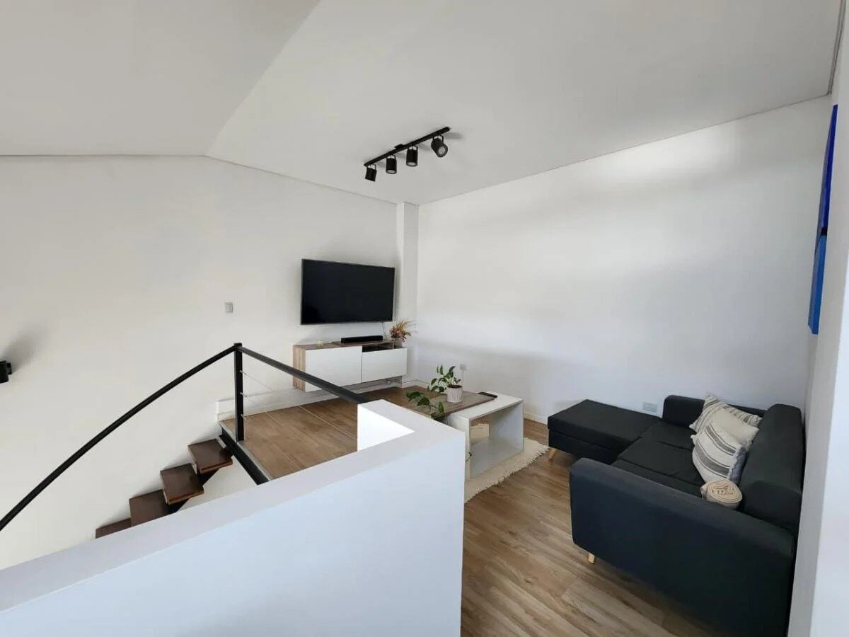 Departamento Dúplex de 2 Dormitorios | Doble Altura | Balcón con Asador | Alto Alberdi | USD 105.000 - 13