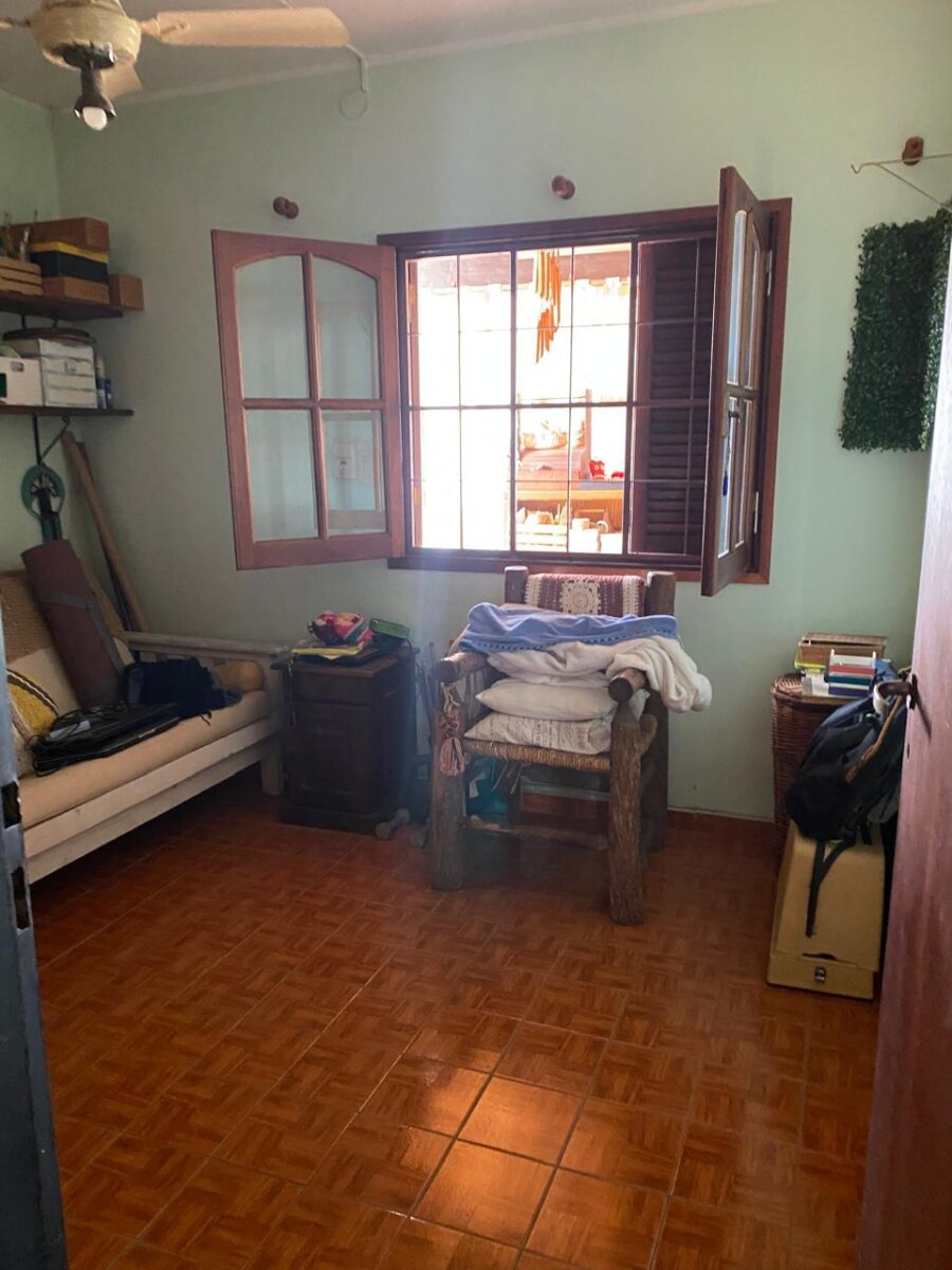 Casa Vucetich 357, compuesta por dos viviendas familiares independientes. - 27