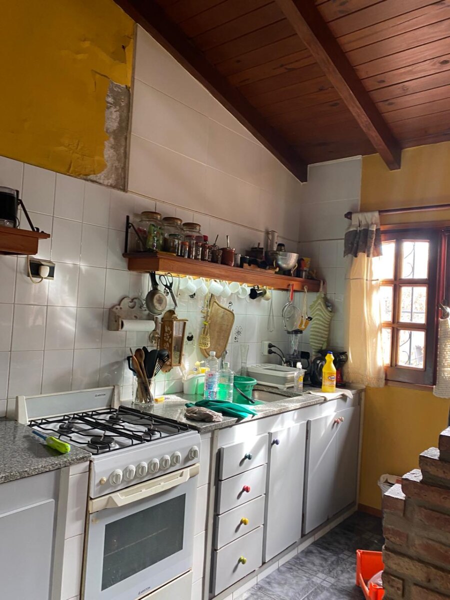 Casa Vucetich 357, compuesta por dos viviendas familiares independientes. - 20