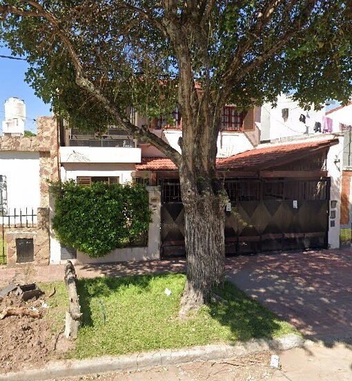Casa Vucetich 357, compuesta por dos viviendas familiares independientes. - 4
