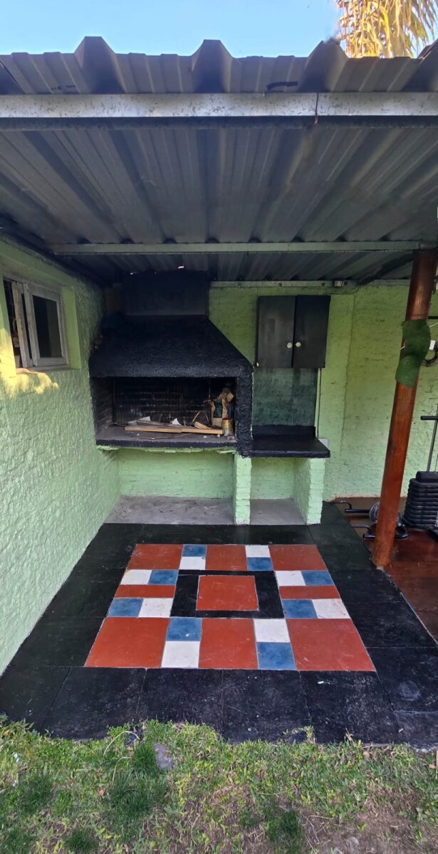 Alvarez Thomas 3328 - Casa de 3 dormitorios con patio y parrillero - 11