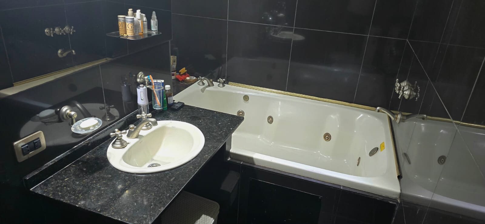 Alvarez Thomas 3328 - Casa de 3 dormitorios con patio y parrillero - 17