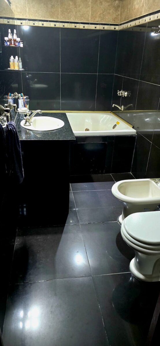 Alvarez Thomas 3328 - Casa de 3 dormitorios con patio y parrillero - 4