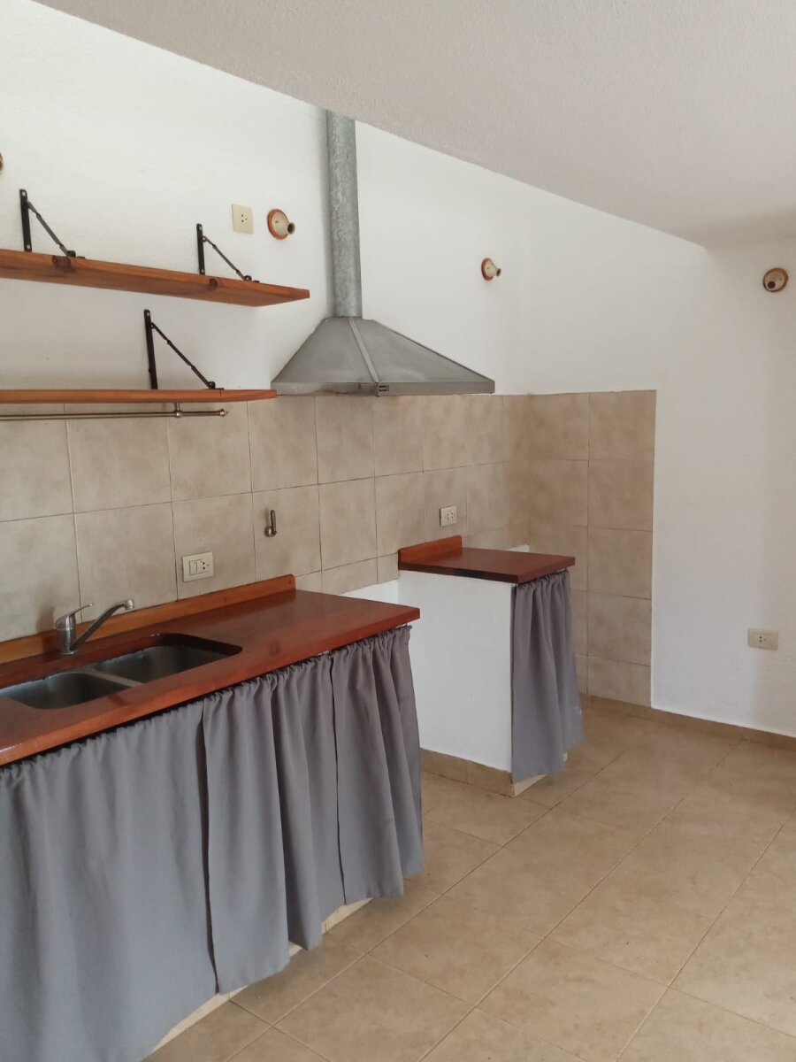 VENDO ZONA VILLA ALLENDE GOLF - Imagen 9