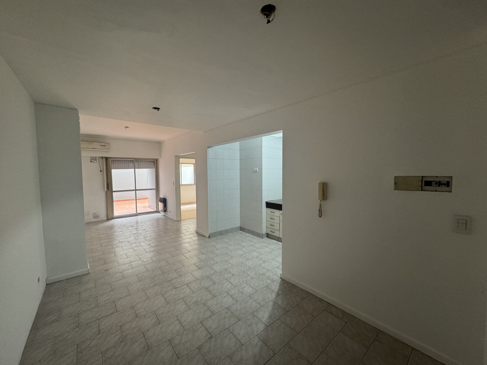 Mitre 1425 - Departamento de 1 dormitorio en Planta Baja - 1