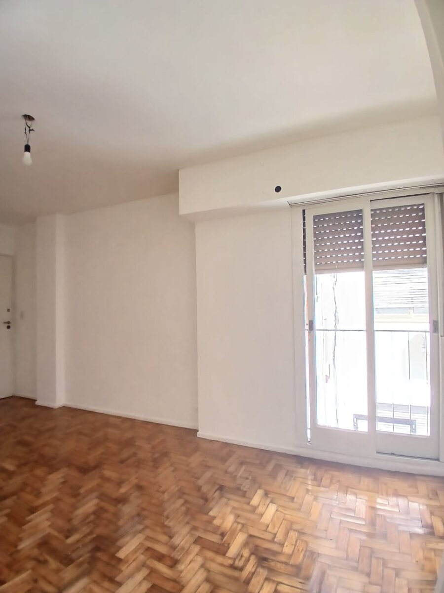 Oportunidad! Se Vende un Hermoso Monoambiente Luminoso - Caballito — foto 5