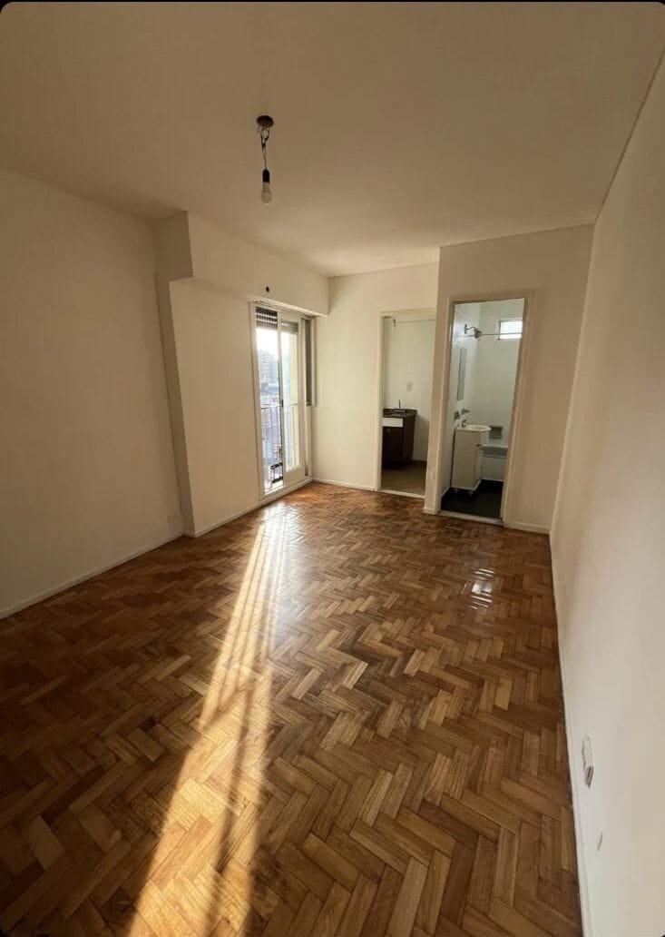 Oportunidad! Se Vende un Hermoso Monoambiente Luminoso - Caballito - 2