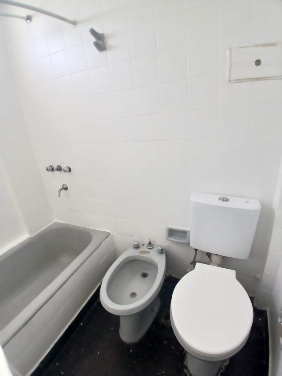 Oportunidad! Se Vende un Hermoso Monoambiente Luminoso - Caballito — foto 9