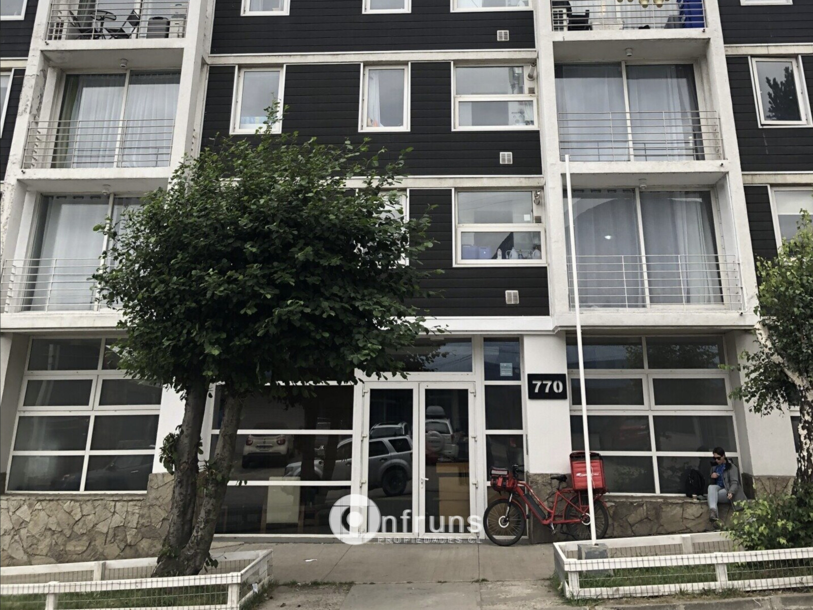 EN ARRIENDO EXCLUSIVO DEPARTAMENTO EN CENTRO DE COYHAIQUE