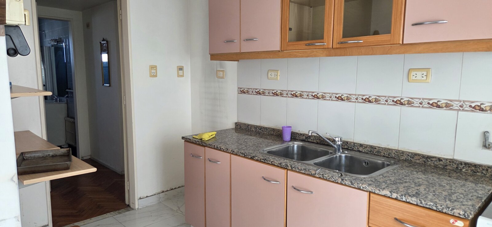 IMPORTANTE DEPTO. 3 AMBIENTES CON DEPENDENCIAS COCINA COMEDOR DIARIO DOBLE ENTRADA - 7