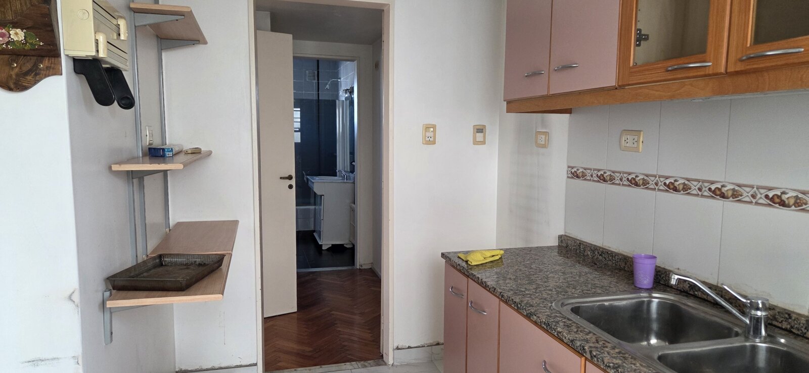 IMPORTANTE DEPTO. 3 AMBIENTES CON DEPENDENCIAS COCINA COMEDOR DIARIO DOBLE ENTRADA - 9