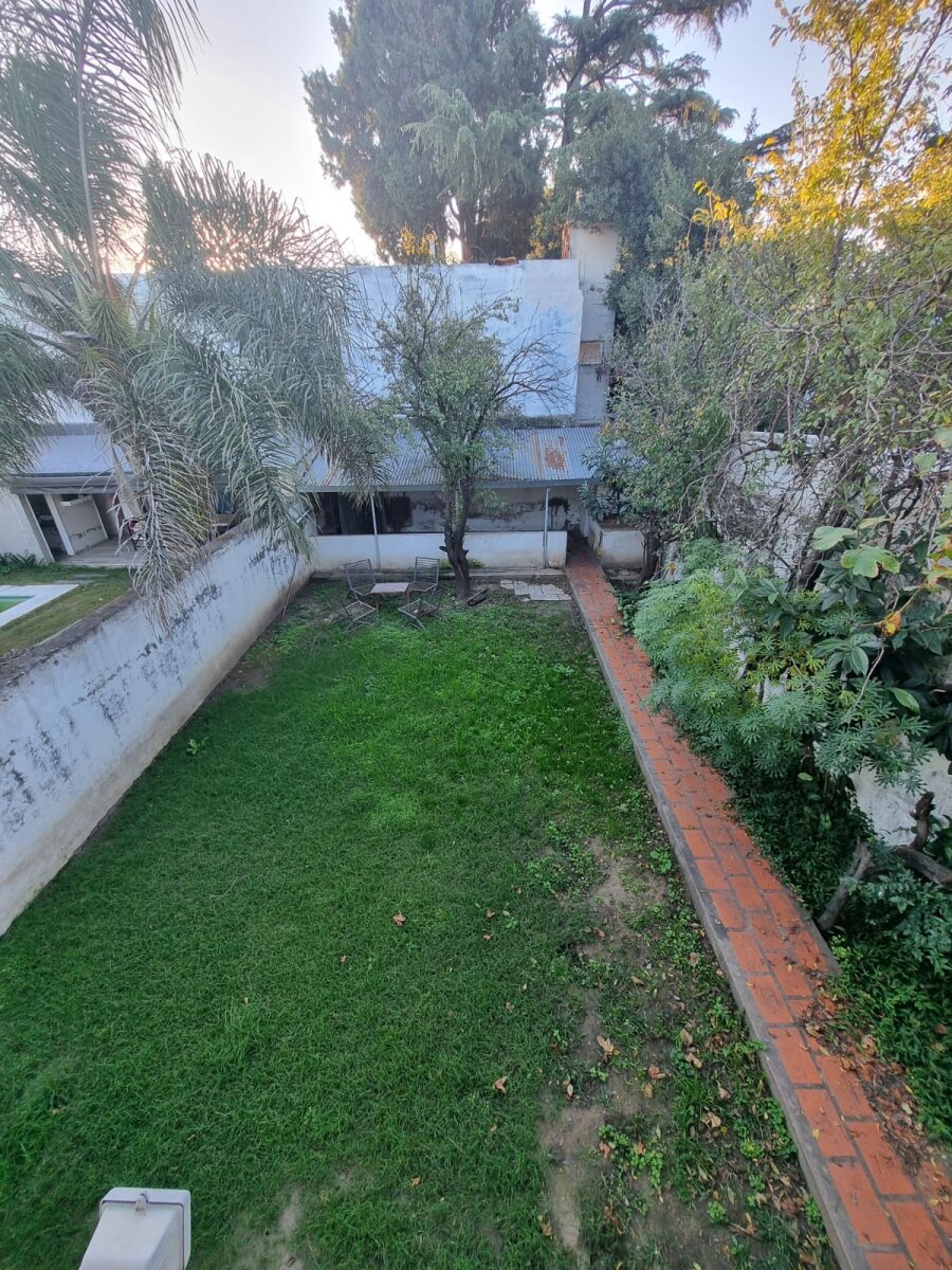 VENDO EN B° MARQUES DE SOBREMONTE - Imagen 30