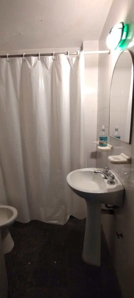 VENDO EN B° MARQUES DE SOBREMONTE - Imagen 10