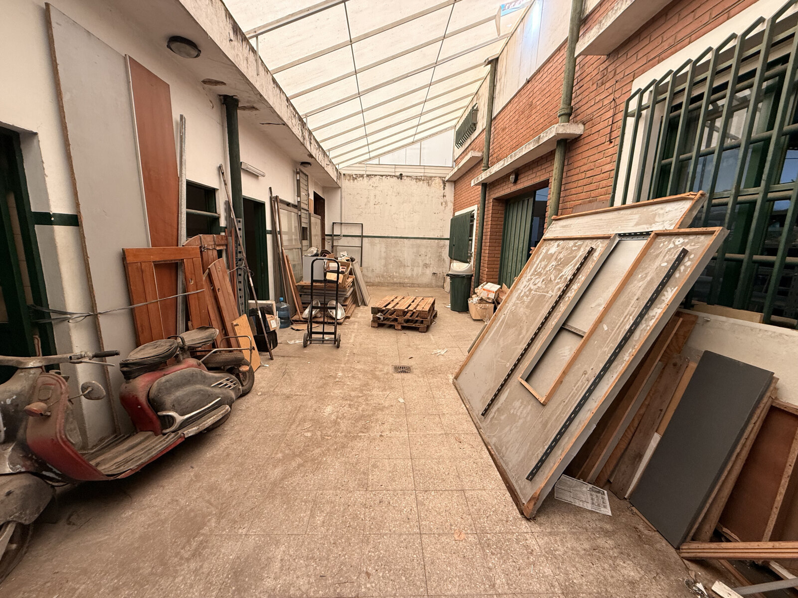 Depósito de 290 m² en Alquiler en La Matanza - 9