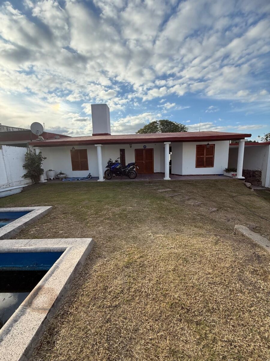 Venta CASA 2 dormitorios en La Calera con amplio Patio PILETA -Vistas a las Sierras - Imagen 10