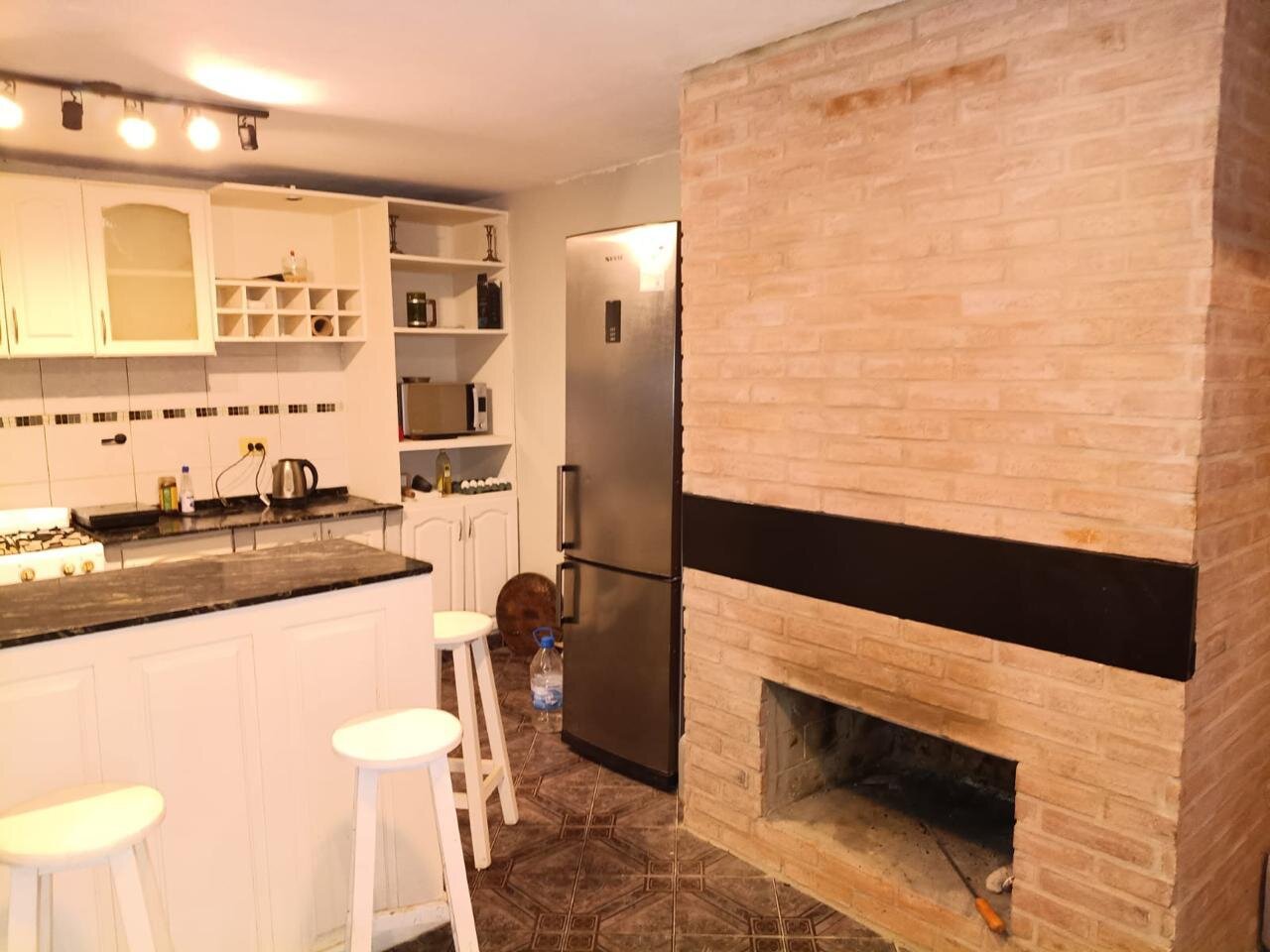 Venta CASA 2 dormitorios en La Calera con amplio Patio PILETA -Vistas a las Sierras - Imagen 4