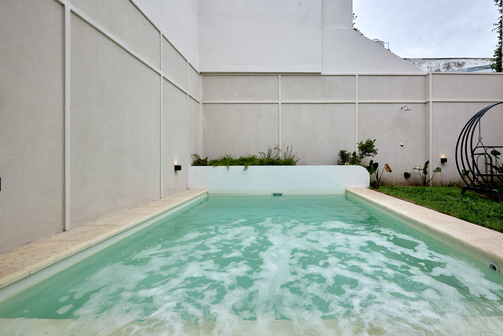 VENTA SARMIENTO 2300 CASA EN DOS PLANTAS 3 DORMITORIOS, 3 BAÑOS CON COCHERA Y PISCINA - 15