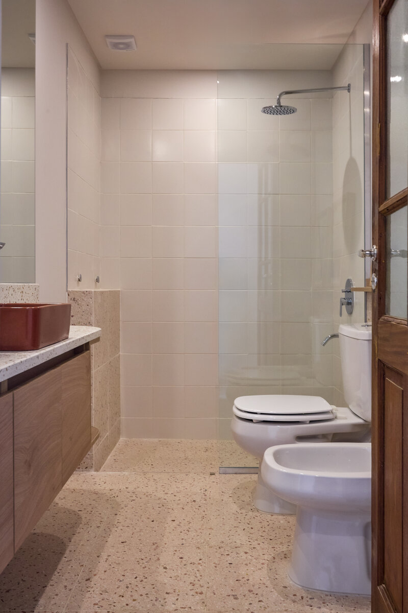 VENTA SARMIENTO 2300 CASA EN DOS PLANTAS 3 DORMITORIOS, 3 BAÑOS CON COCHERA Y PISCINA - 46