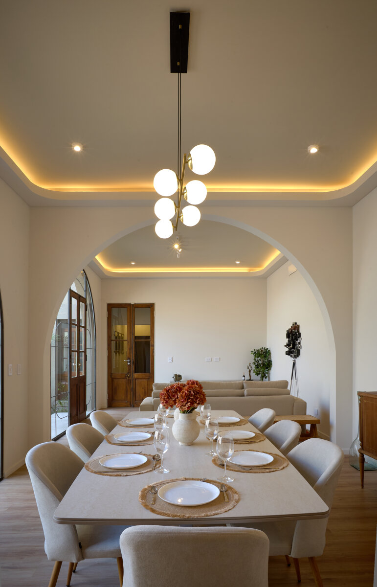 VENTA RICCHIERI 1400, CASA 3 DORMIT + comodin, 3 baños, cochera, patio y piscina. - 7