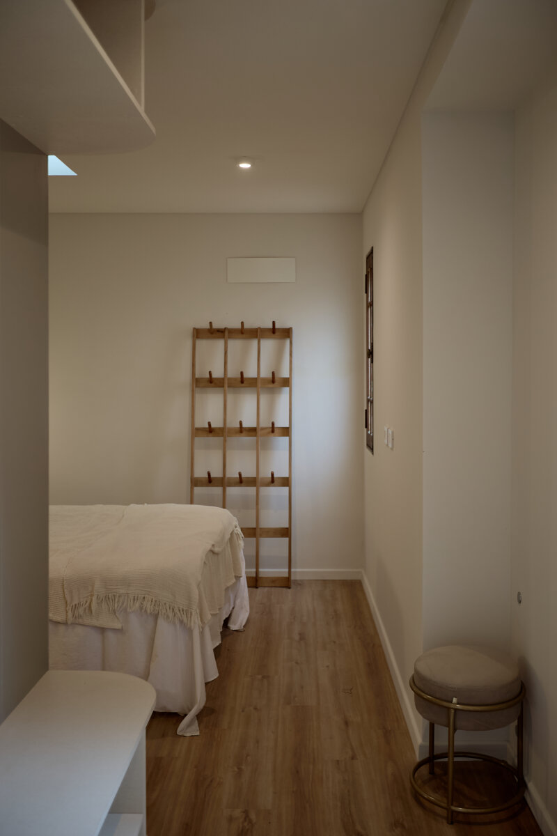 VENTA RICCHIERI 1400, CASA 3 DORMIT + comodin, 3 baños, cochera, patio y piscina. - 34