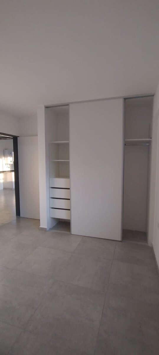VENDO EN B° COFICO A ESTRENAR - Imagen 7
