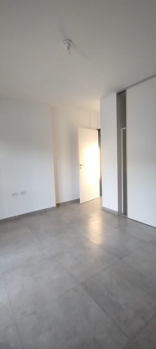 VENDO EN B° COFICO A ESTRENAR - Imagen 6