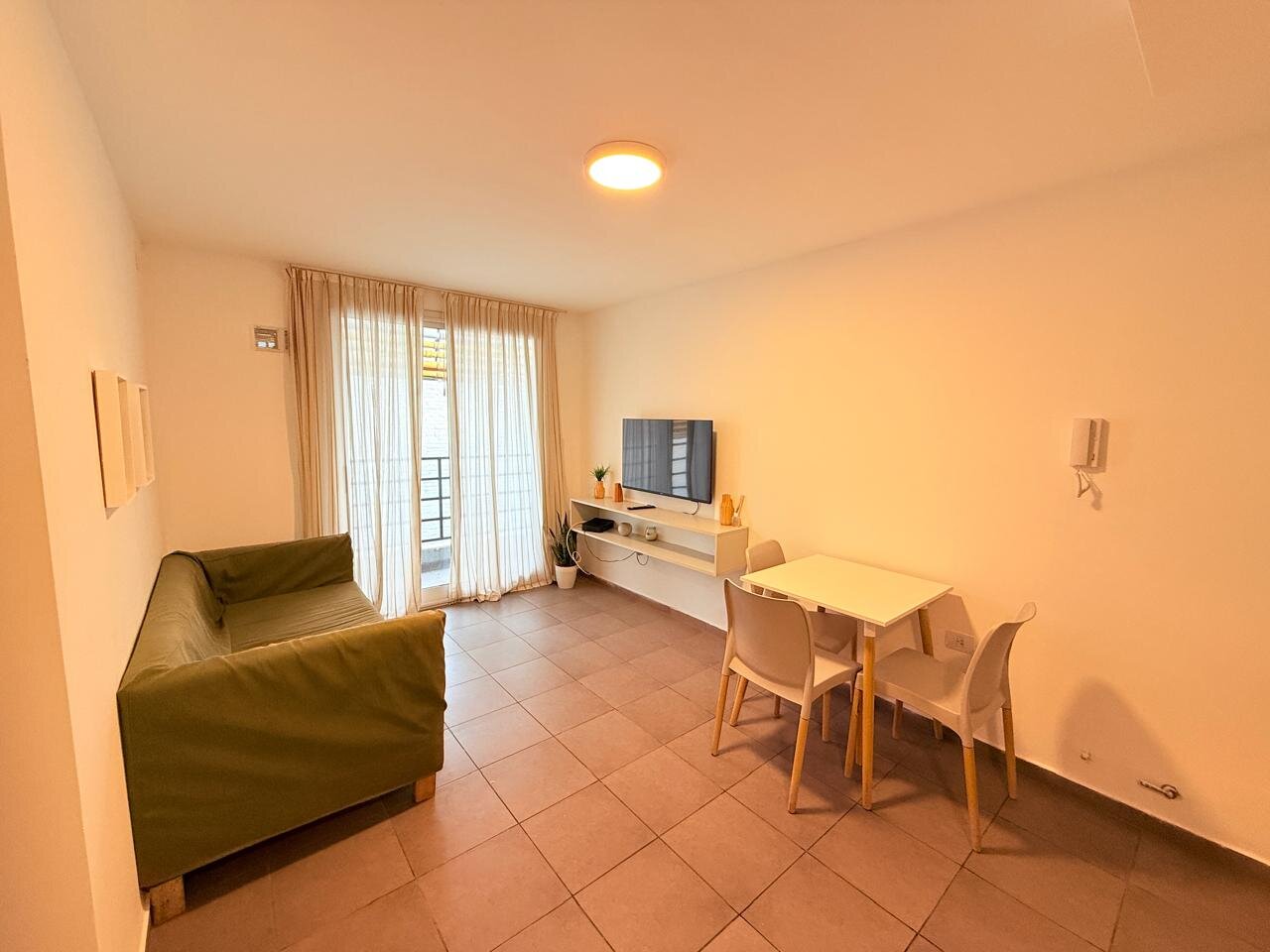 Departamento Amoblado 1 dormitorio - Imagen 2