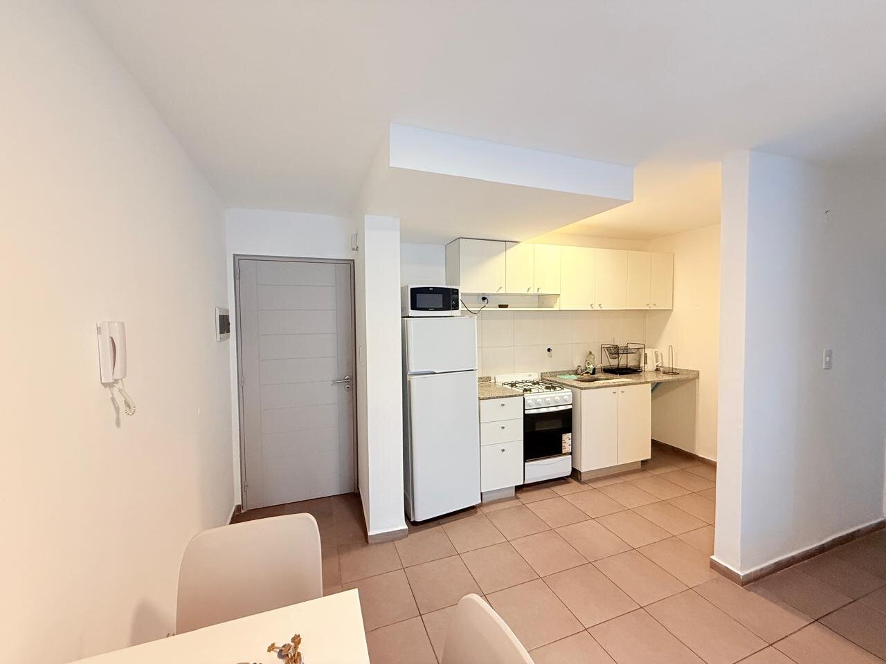 Departamento Amoblado 1 dormitorio - Imagen 4