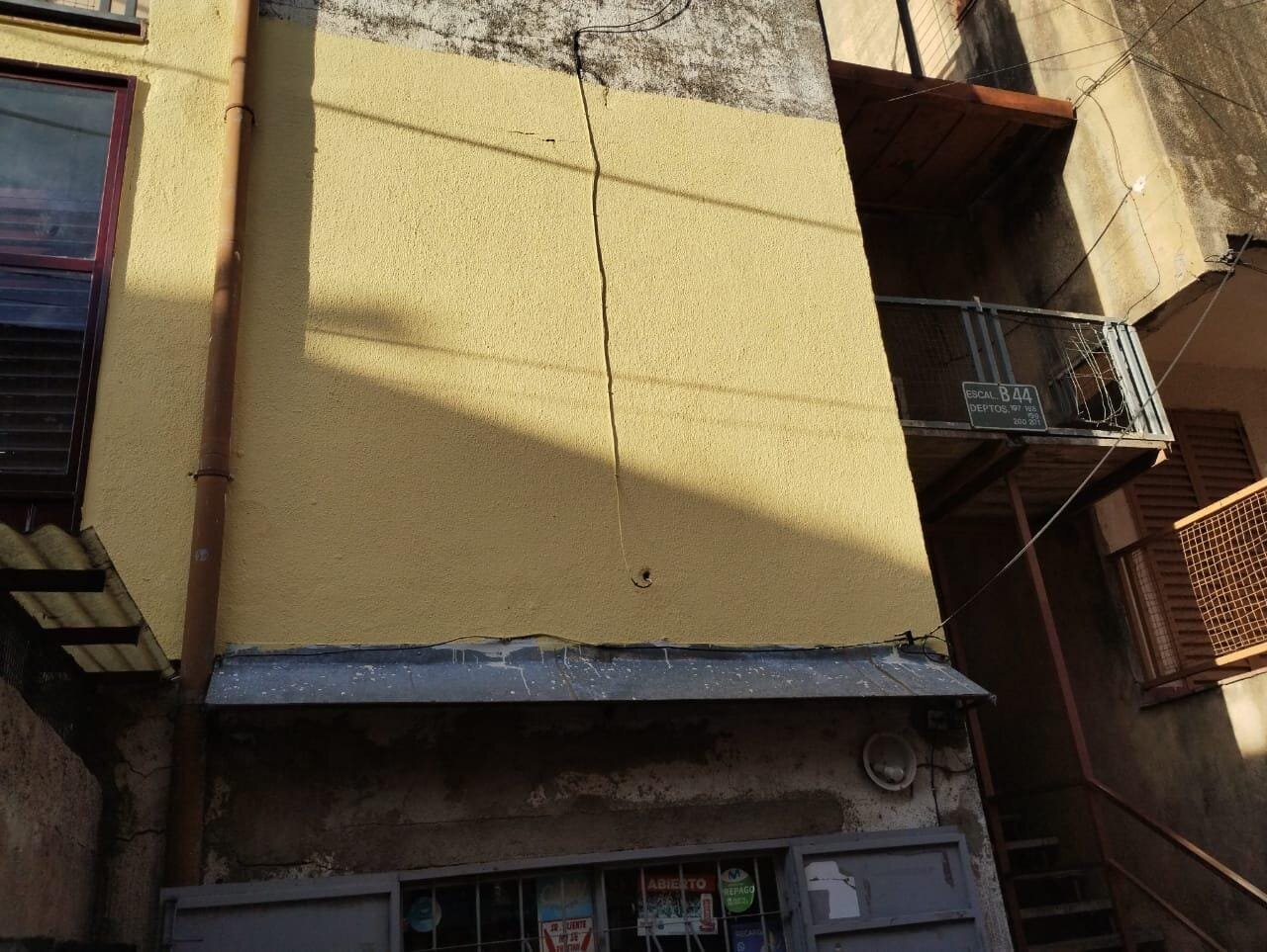 003- Departamento de 2 dormitorios en Barrio Ejército Argentino, José Javier Diaz 120 APTO CRÉDITO - Imagen 2