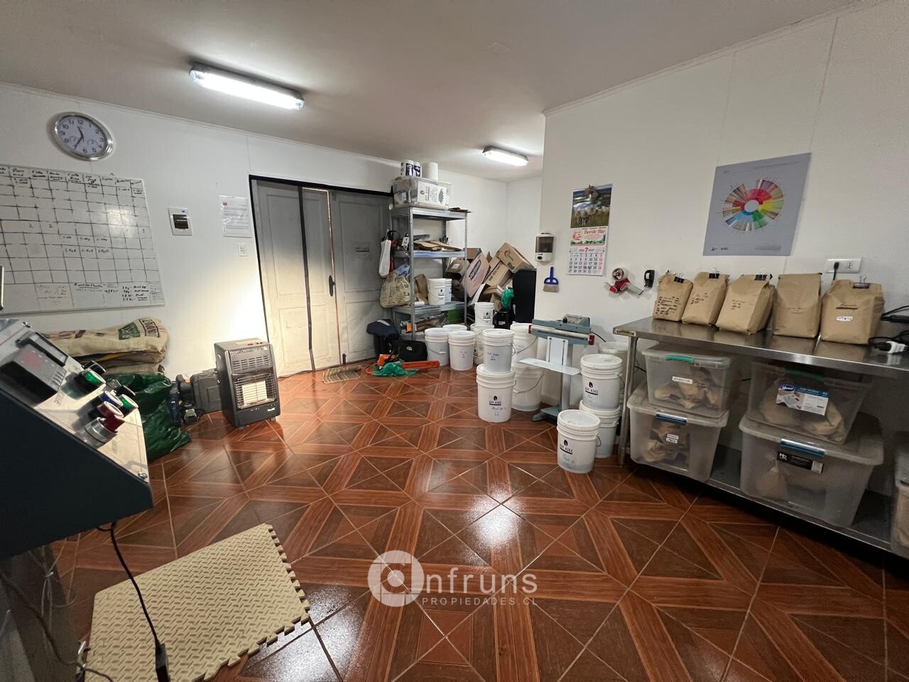 Parcela en Venta en Coyhaique | 15 Dormitorios | 15 Baños | 6000 m² | UF 3.672 - 13