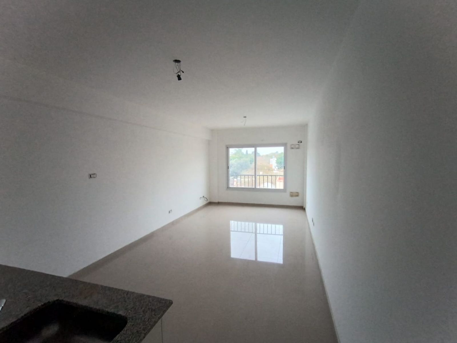 Alquiler 1 AMB - A estrenar!! P/USO COMERCIAL-PROFESIONAL - San Miguel. Bajas expensas. - 7