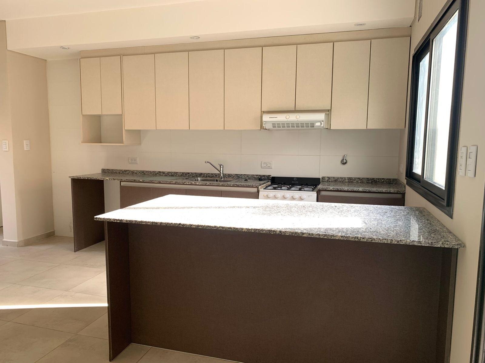 Alquiler Casa Pinares de Furlotti 1000 - 2