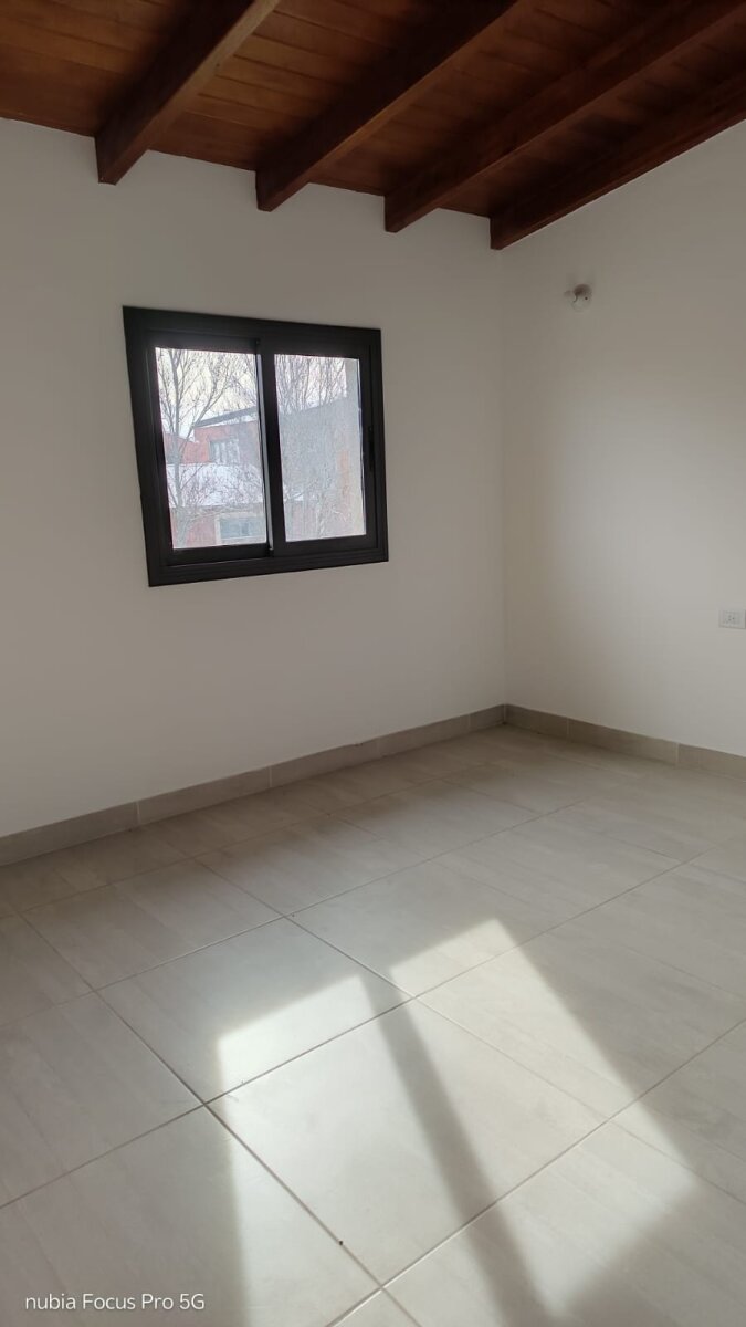 VENTA EXCELENTE CASA 2 DORM 2BAÑOS C/PATIO en HOUSING B° CAMPO NORTE - E53 USD 115.000 - Imagen 20