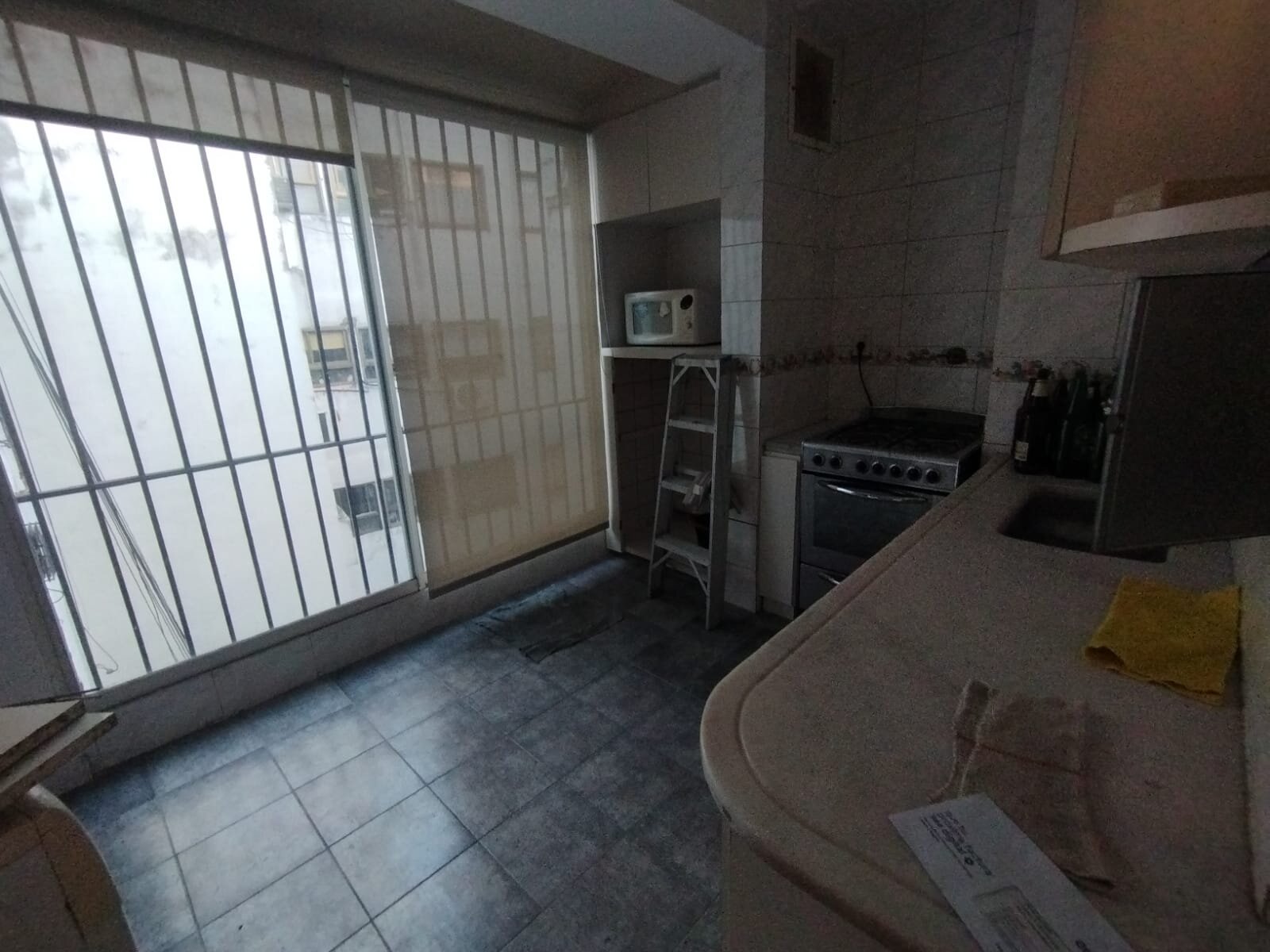Recoleta 3 ambientes con dependencia Balcon terraza - 16