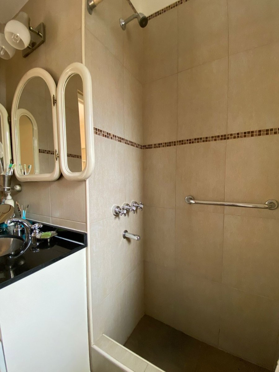 BAJO 20 % VENTA PH URQUIZA 2 AMBIENTES PATIO LAVADERO LUZ Y SOL 62M2 ALTOLAGUIRRE 1900 Y ECHEVERRIA RESIDENCIAL OPORTUNIDAD - 12