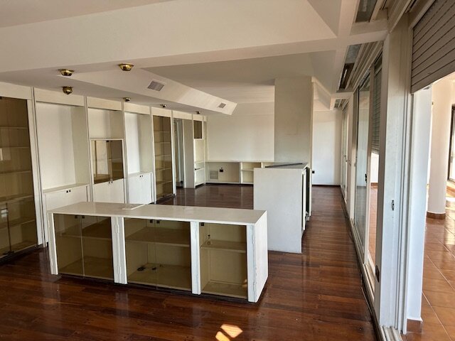 VENTA DEPARTAMENTO 4 DORMITORIOS. QUINCHO EXCLUSIVO. 5 COCHERAS - 1