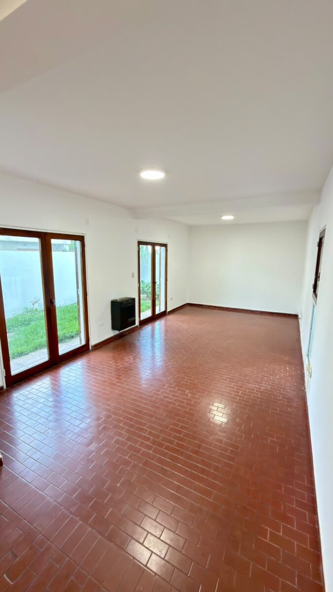 CASA 3 DORMITORIOS - PELAGIO LUNA 3400 - URCA / BAJO PALERMO