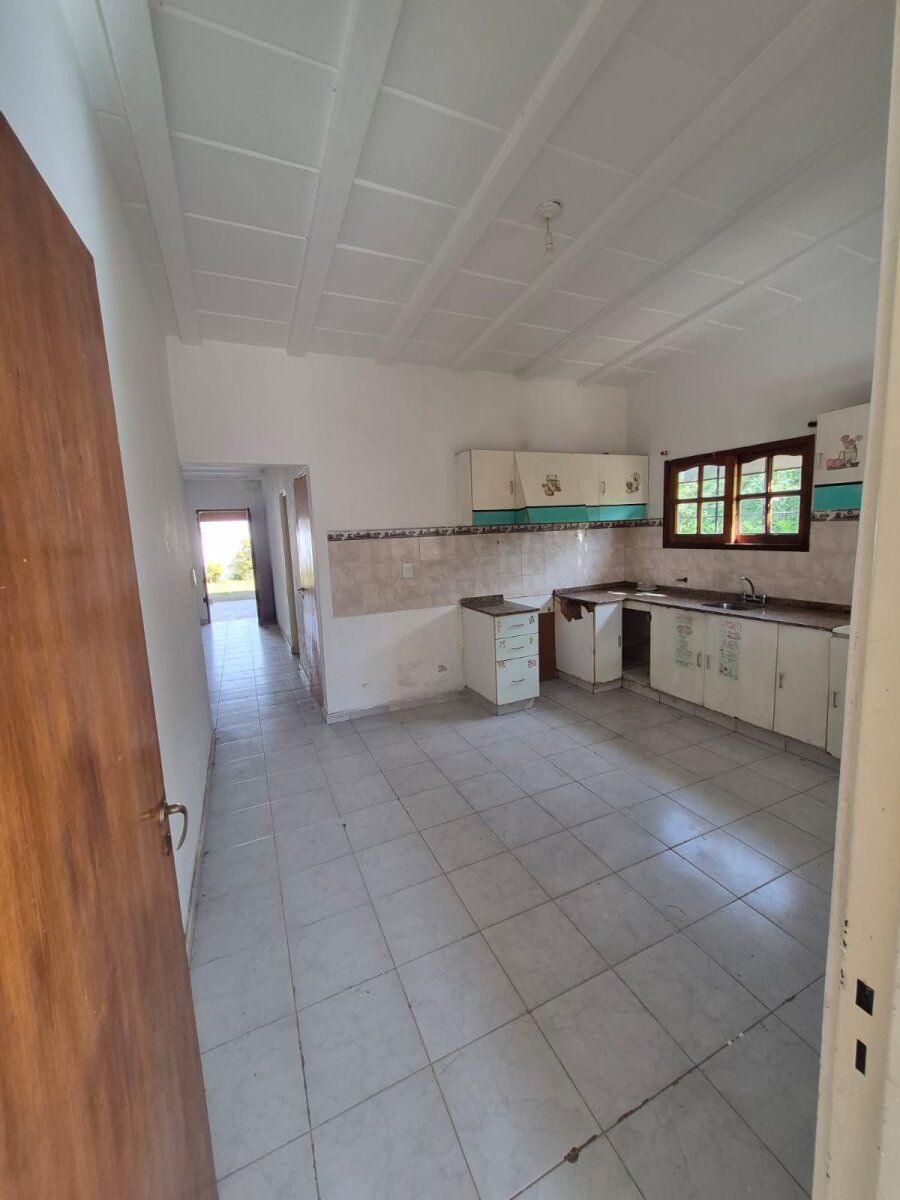 VENDO CASA 3 DORMITORIOS TIPO CHALET VILLA ALLENDE CENTRICO - Imagen 8