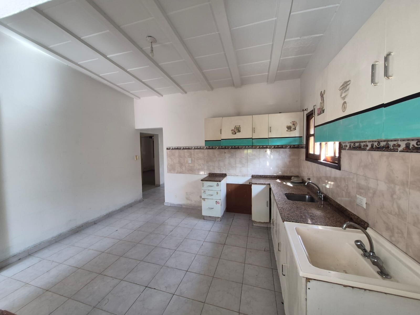 VENDO CASA 3 DORMITORIOS TIPO CHALET VILLA ALLENDE CENTRICO - Imagen 3